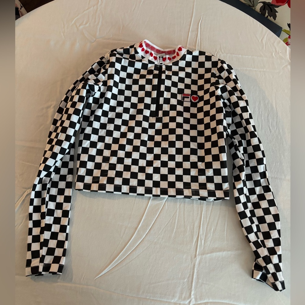 UO X FILA Disney Villains Exclusive Quarter Zip♟️